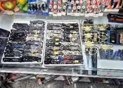 Kayseri'de Yasaklı Bıçak Operasyonu: 74 Sustalı Ele Geçirildi