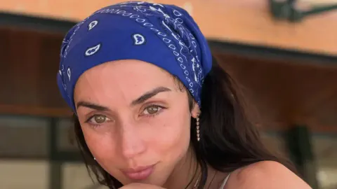 Ana de Armas'tan Cesur Tercih: Yeni Dövmeli Pozlarıyla Gündeme Oturdu