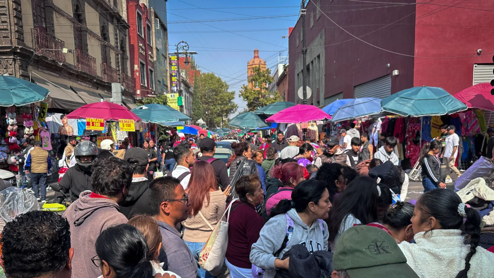 Mexico City'de Gürültü Kirliliği Alarm Veriyor: Uyku Artık Bir Lüks Mexico City'de Gürültü Kirliliği Alarm Veriyor: Uyku Artık Bir Lüks
