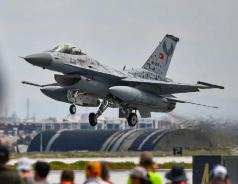 Türkiye-ABD F-16 sürecinde kritik kırılma: Yerli silah entegrasyonu yazılı garanti altına alındı