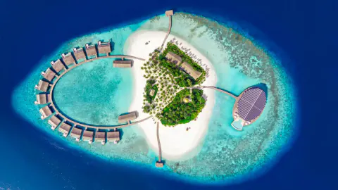 Maldivler Tatilinde Lüks ve Bütçe Dengesi: 6 Farklı Resort Karşılaştırması