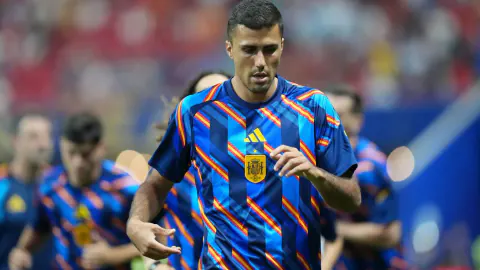 Ballon d'Or sahibi Rodri'nin bilinmeyen yönü: Manchester City'de oynarken üniversite bitirdi