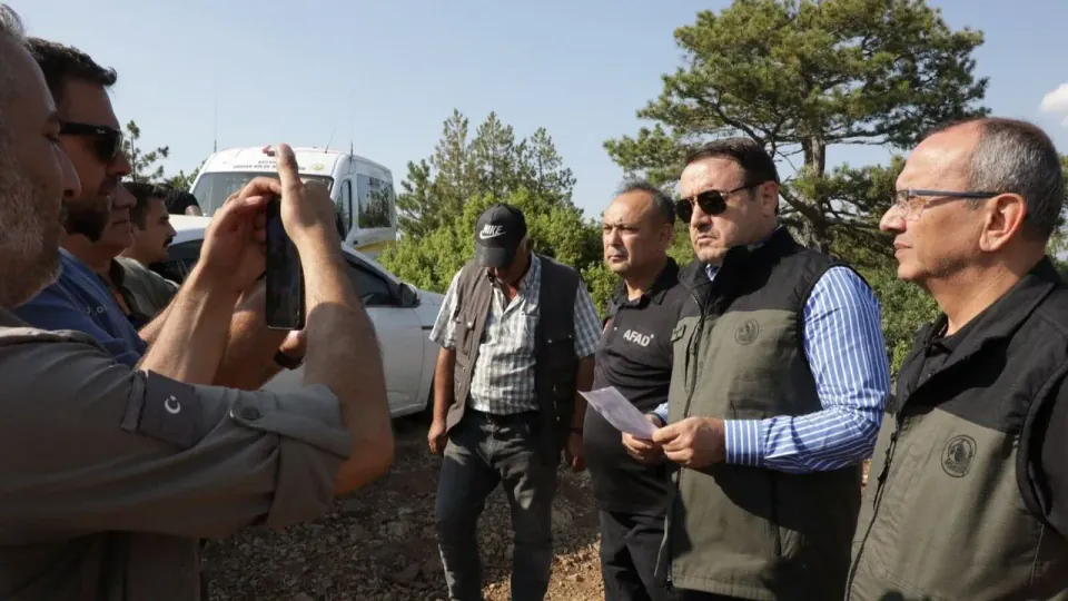 Kütahya'da Orman Yangını Kontrol Altına Alındı: Vali Musa Işın Açıkladı görseli