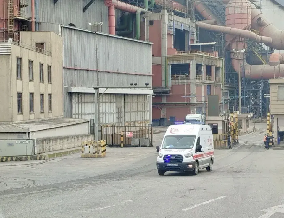 Tatvan'da İnşaat Kazası: Düşen İşçi Yaşamını Yitirdi görseli