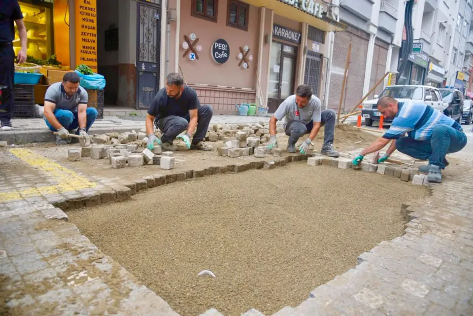 Giresun'da Ulaşım Konforu Artıyor: Yol ve Kaldırım Çalışmaları Sürüyor görseli