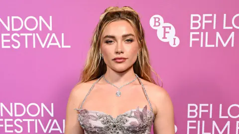 Florence Pugh, BFI Londra Film Festivali'nde Del Core ile parladı: Finn Cole ile kırmızı halı 데뷔