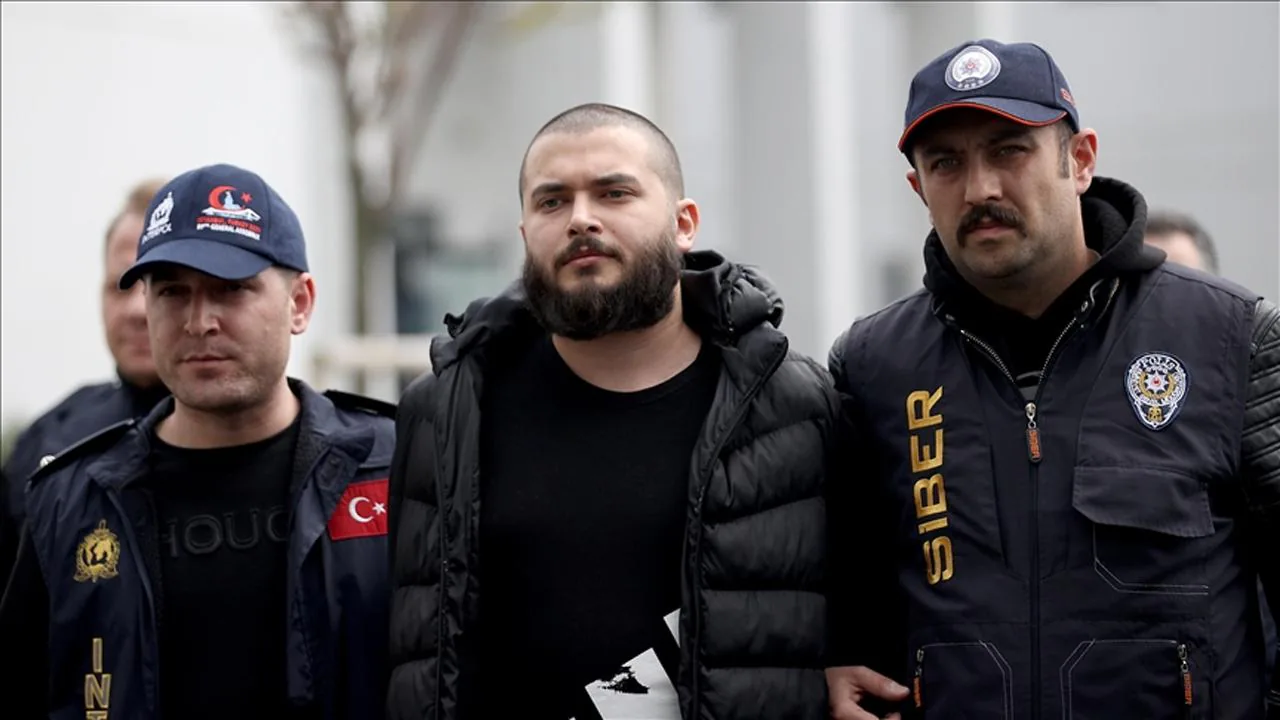 Thodex Kurucusu Faruk Fatih Özer Cezaevinde Ölü Bulundu Thodex Kurucusu Faruk Fatih Özer Cezaevinde Ölü Bulundu